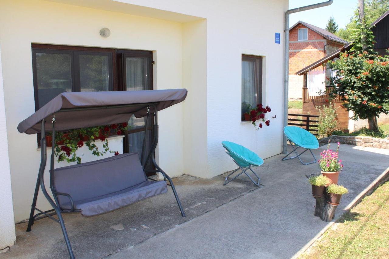 Studio Apartment Ivona & Tin Slunj Ngoại thất bức ảnh